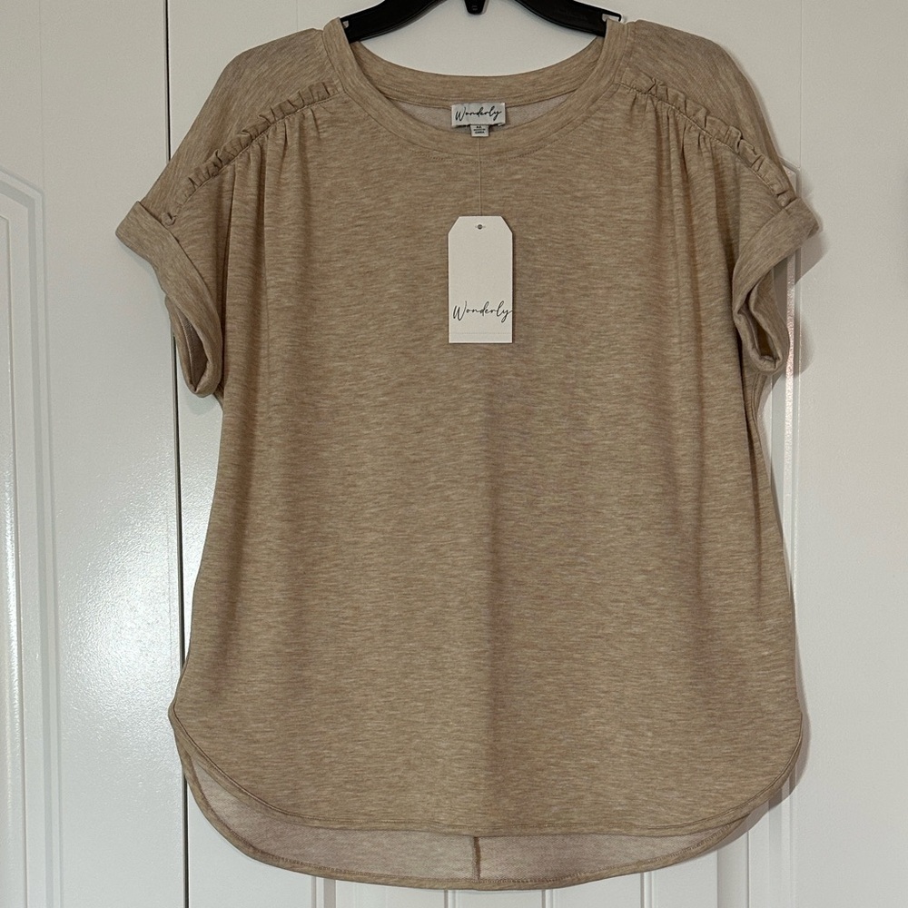 Women’s Casual Top, size M, oatmeal Heather color NWT